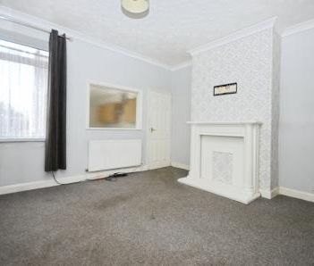 2 bedroom Terraced House To Let - Photo 2