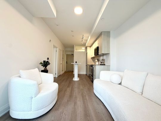 For Lease - 3250 Carding Mill Trail Unit# 425, Oakville, Ontario - Photo 1