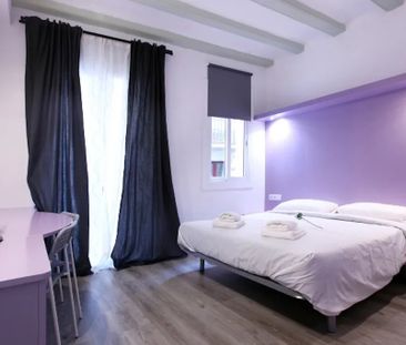 Carrer de Picalquers, Barcelona, Catalonia 08001 - Photo 2