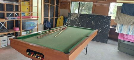 Scenic 3BR Home w/ Spa & Deck - Photo 4