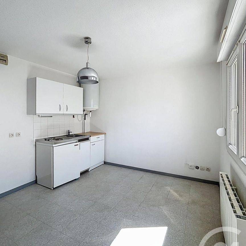 Location Appartement 1 pièce 18m² CLERMONT FERRAND 63000 - Photo 1