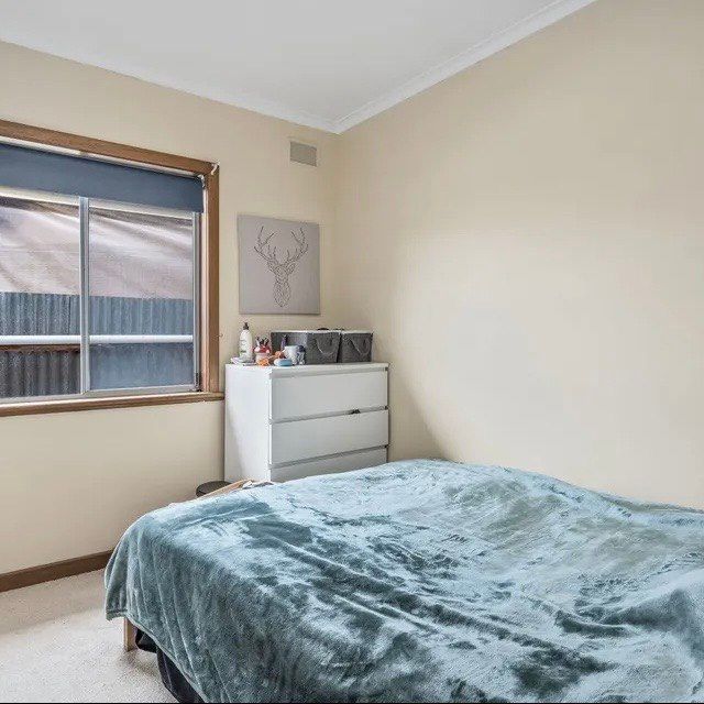 4-bedroom shared house / townhouse, Swinburne Ave - Photo 1