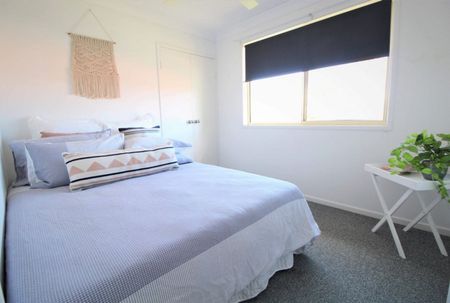 Located up private driveway - Photo 5