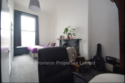 1 Bedroom Flats in Leeds - Photo 1