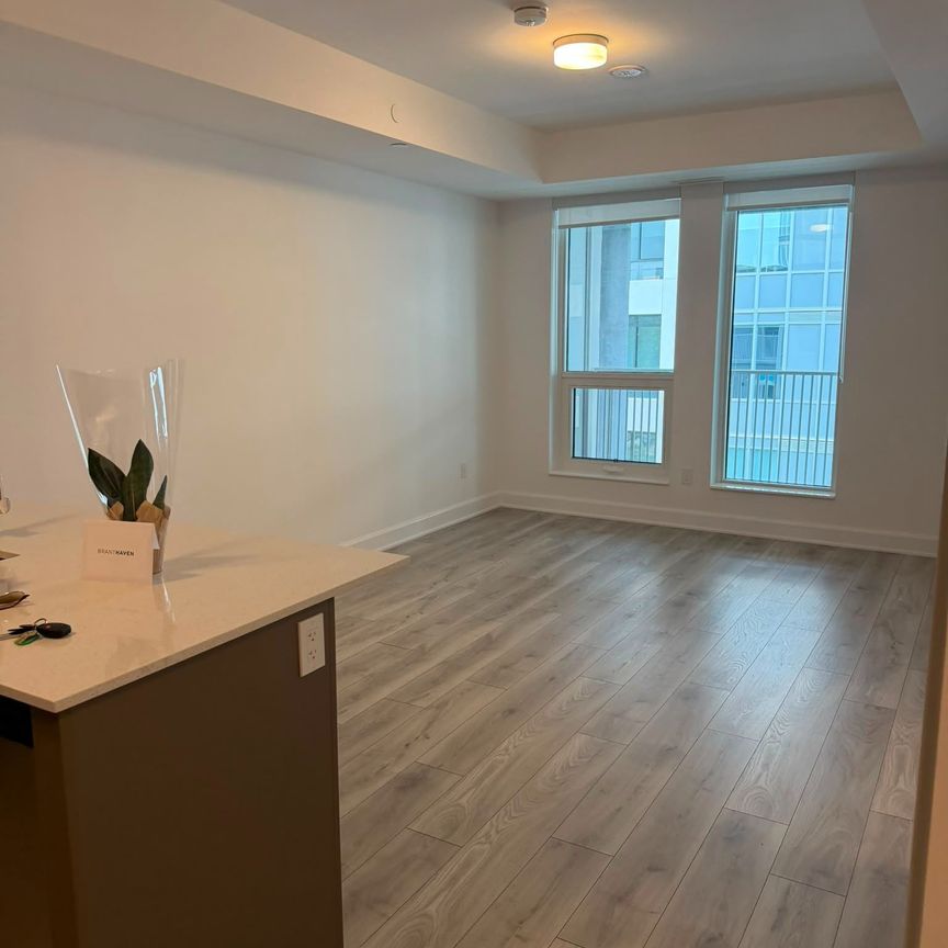 For Lease - 3240 William Coltson Avenue Unit# 411, Oakville, Ontario - Photo 1