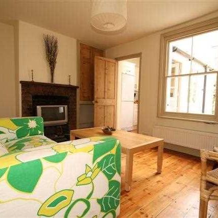 4 bedroom terraced house to rent - Photo 1