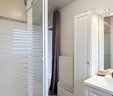 Appartement te huur in Malonne voor € 690 met 1 slaapkamer - Foto 2