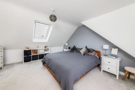 4 bedroom detached house to rent - Photo 4