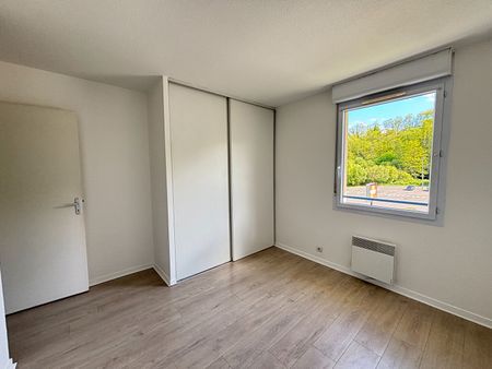 Location Appartement 2 pièces 52m² - Photo 2