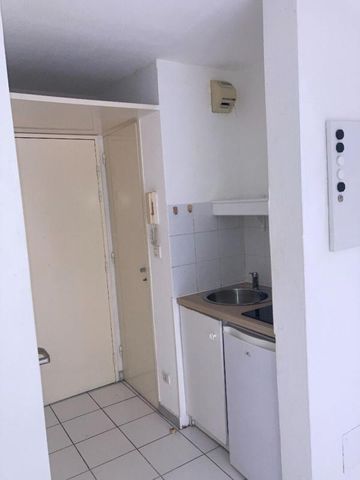 Location Appartement 1 pièce 18m² MONTPELLIER 34000 - Photo 3