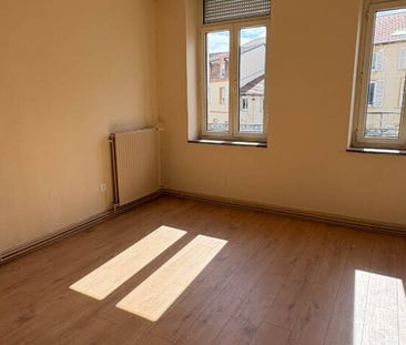 Grand F3 rénové Boulay centre - Photo 1