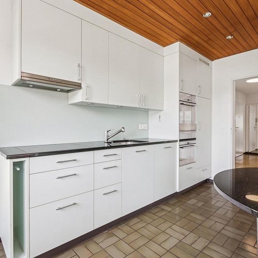 140m2-Wohntraum! Ihre neue Attikawohnung wartet auf Sie! - Photo 1