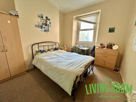 4 bedroom house to rent - Photo 3