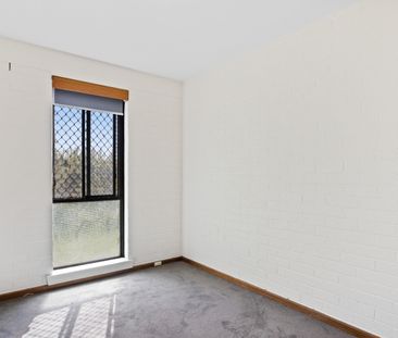 2/92 Barrack Street West Hobart TAS 7000 Australia - Photo 2