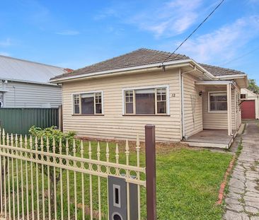 Spacious and Well-Presented Home - Photo 6