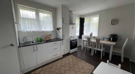 Experience the comfort and convenience of this Tokoroa property -- your ideal home awaits. - Photo 4