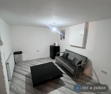 4 bedroom terraced house to rent - Photo 1