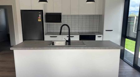 NEAR-NEW CONTEMPORARY LIVING - Photo 4