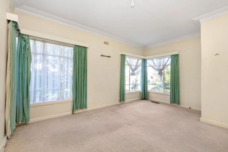 61 Argyle Street, Kew. - Photo 5