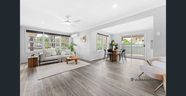 Home Sweet Home in the Heart of Paralowie! 🏡 - Photo 1