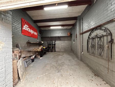4 bedroom townhouse to rent - Photo 2
