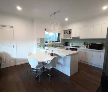 Glen Waverley - Photo 4