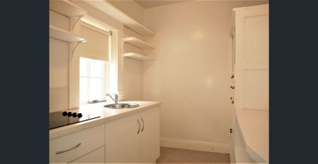 Light Filled Loft - Photo 2