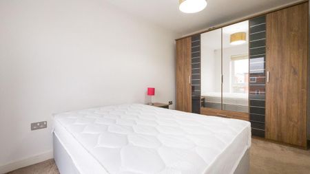 3 bedroom semi-detached house to rent - Photo 5