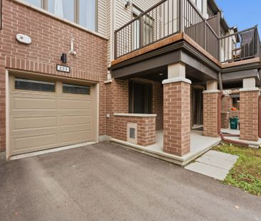 For Lease - 233 Anyolite Private, Barrhaven, Ontario - Photo 3