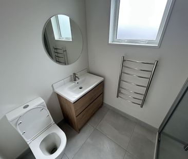 Happy on Hills! - Photo 4