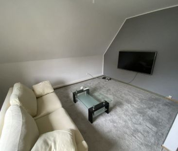 Kompakt, praktisch, gut gelegen! 2-ZKB Wohnung am Reinhard-Mohn-Ber... - Foto 1