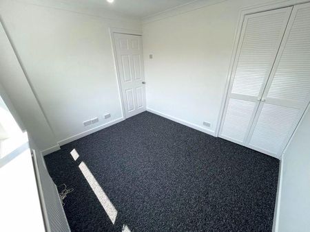 3 bedroom property to rent - Photo 2