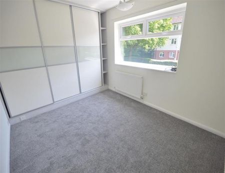 3 Bedroom Semi Detached Available Arranging tenancy - Photo 4