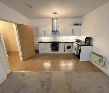 1 bedroom ground floor flat to rent - Photo 5