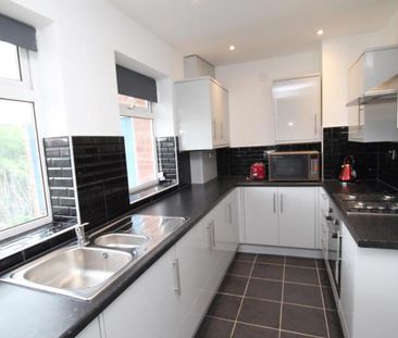 If you are looking for a 3-bedroom house to rent in the Fishponds a... - Photo 6