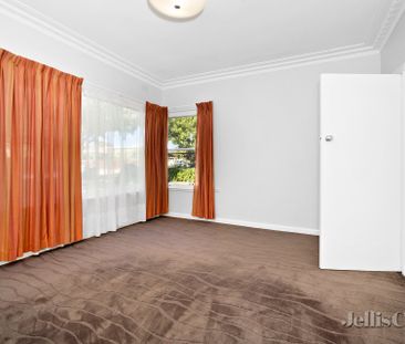 4 Lambert Street, Wendouree - Photo 4