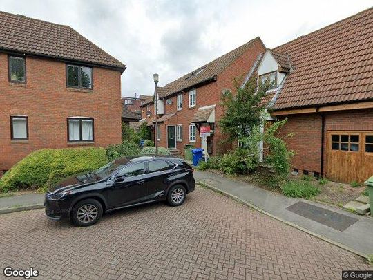 3 Bed Terraced House, Howland Way, SE16 - Photo 1