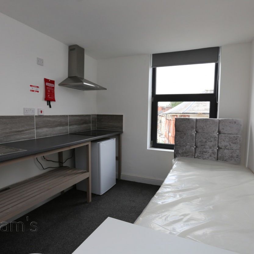 1 bed Studio for Rent - Photo 1