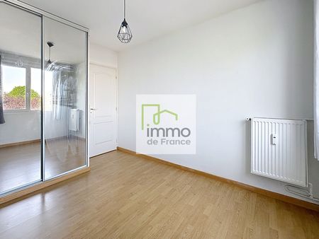 Location Appartement 4 pièces 81m² - Photo 2
