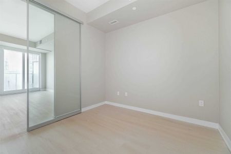 For Lease - 3900 Confederation Parkway Unit# 219, Mississauga, Ontario - Photo 4