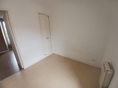 Location Appartement 2 pièces 31m² AURILLAC 15000 - Photo 3