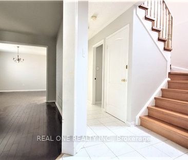 For Lease - 2885 Galleon Crescent, Mississauga, Ontario - Photo 2