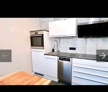 Modernisierte 1,5-Zimmer-Wohnung, Balkon, Stellplatz, Ladesäule - Photo 4