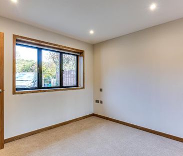 3 bedroom detached house to rent - Photo 6