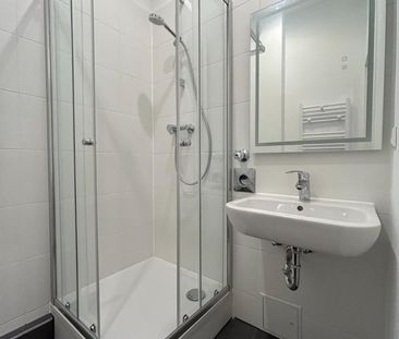 DENKMAL TRIFFT MODERNE - 2 Zimmer, moderne EBK-sowie Bad - Foto 1