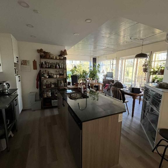 MAGNIFIQUE AU COEUR DE LIMOILOU - Photo 1