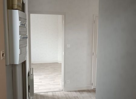 Appartement T3 en centre ville d'Avallon - Photo 3