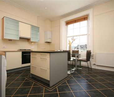 3 bedroom apartment to rent - Photo 6