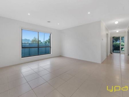 45 Syme Road, PAKENHAM - Photo 4