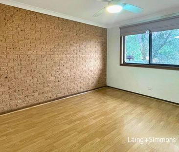 Beautiful three-bedroom villa in prime location - Photo 3